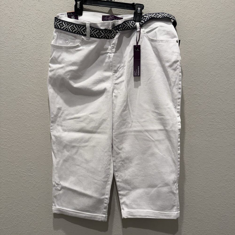 New Gloria Vanderbilt Amanda Women’s White Slimming Effect Capri Denim Jeans 16